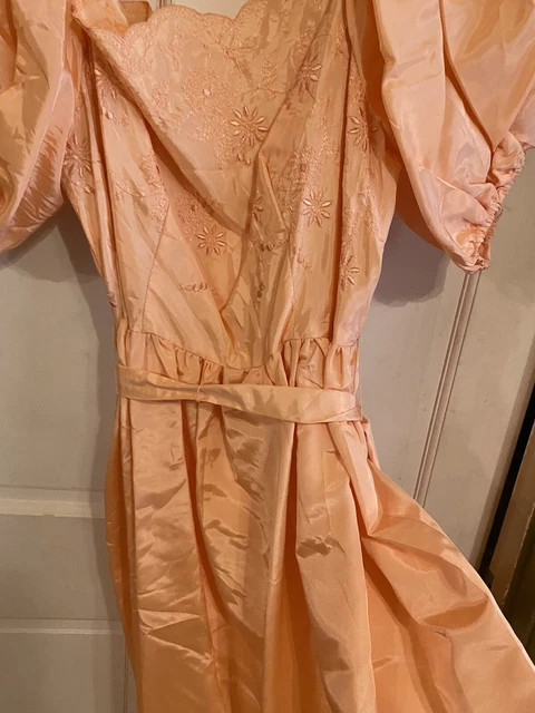 Vintage 1970's Custom Peach Taffeta Prom/Bridesmaid Dress M/L-Union Label~EXC