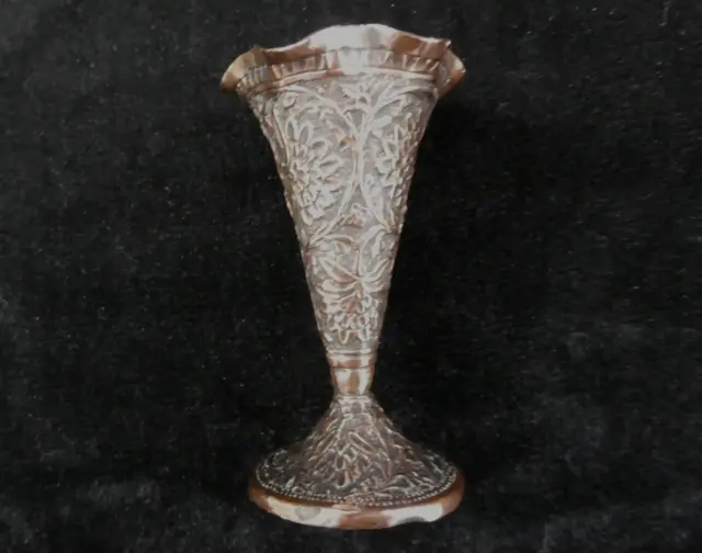 Antique Hammered Copper Flower Design Vase. Arts & Crafts / Art Nouveau? 4 1/4"
