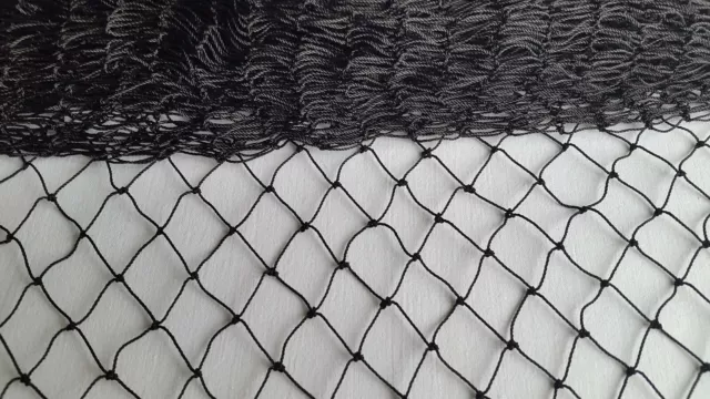 Black Garden Netting 18x18mm Mesh Anti Bird Plant Pond Net Protection 2.50m Wide