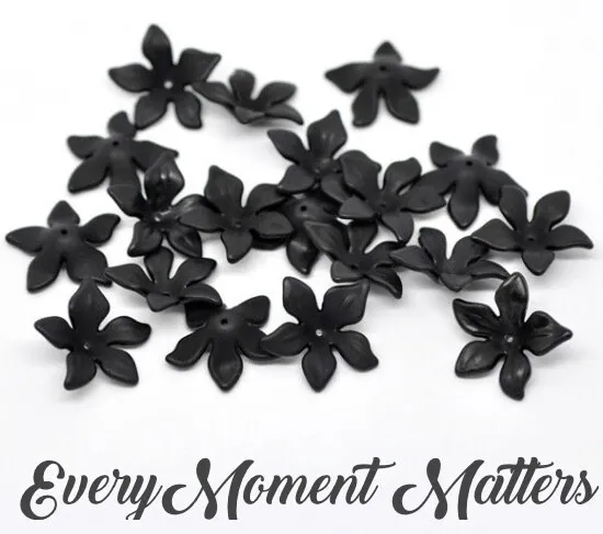 20 x BLACK FROSTED LUCITE ACRYLIC PETAL FLOWER BEADS 29mmx27mm Black