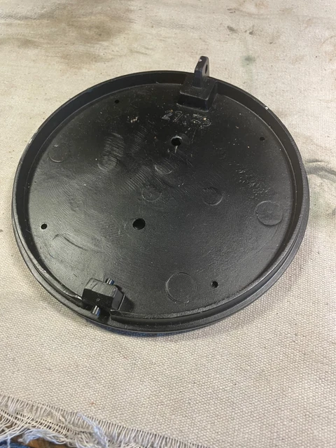Columbus M Aluminum Bottom Base Plate for Gumball and Peanut Vending Machines