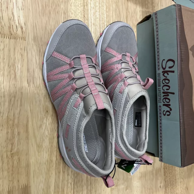 Skechers seager westlake top
