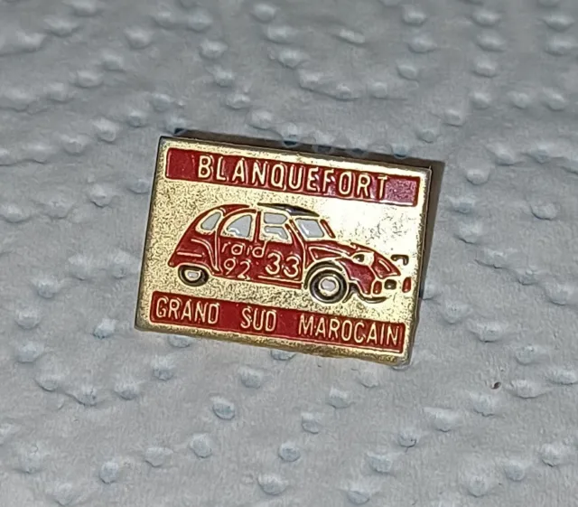 Pin's Pin Metal Belle Deudeuch Citroën 2 Cv Blanquefort Grand Sud Marocain Auto