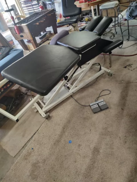 Chattanooga Group TME-3 traction chiropractic table