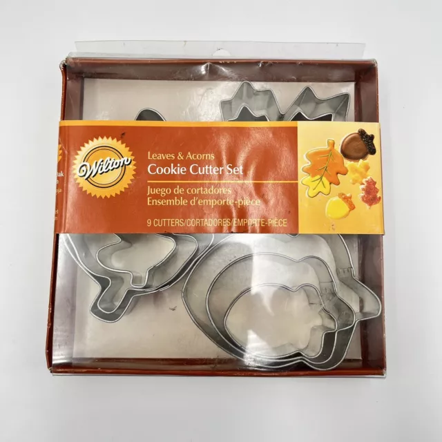 Wilton Fall Cookie Cutters Leaves Acorn Maple Leaf Oak Leaf 9 Piece Set