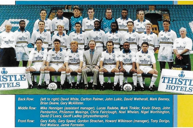 LEEDS UNITED FOOTBALL Team Photo>199495 Season £3.50 PicClick UK
