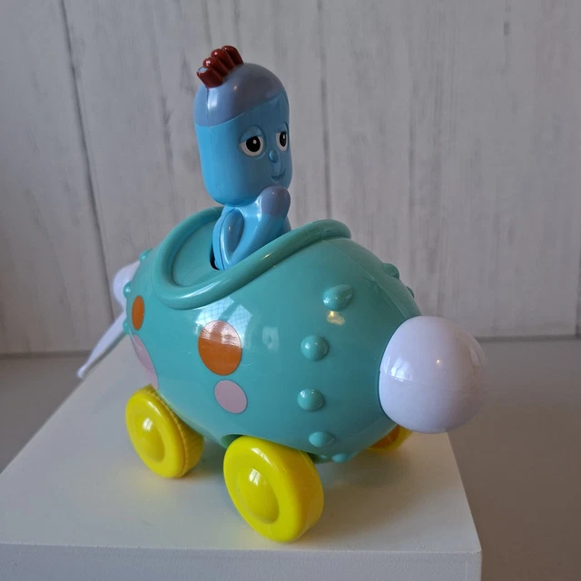 IN THE NIGHT GARDEN 539 1657 ITNG Press and Go Vehicle Iggle Piggle, Upsy Daisy Ninky Nonk