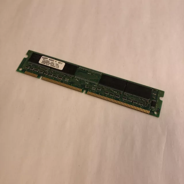 M366S0924ETS-C7A 64MB SDRAM PC133 CL3 8x16 4CHIPS 168PIN