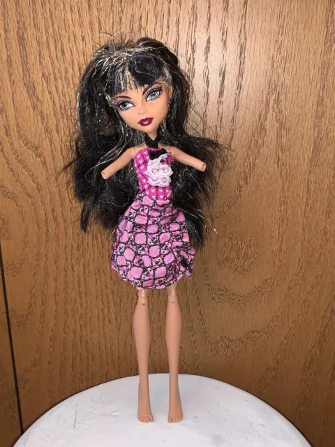 Monster High First Wave Cleo De Nile Doll W/Diary Elastic Joints Mattel