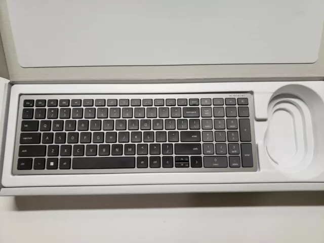 Dell - KM7120W Full-size Wireless Scissor Clicky Switch Keyboard NO MOUSE