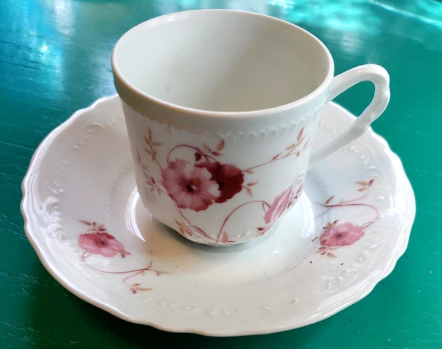 ANCIENNE MANUFACTURE ROYALE Limoges France Cup & Saucer EUR 26,30