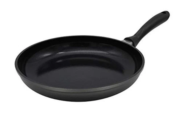 (TG. 28 cm) Karl Kruger 21728 P Potsdam - Padella piatta con rivestimento in cer