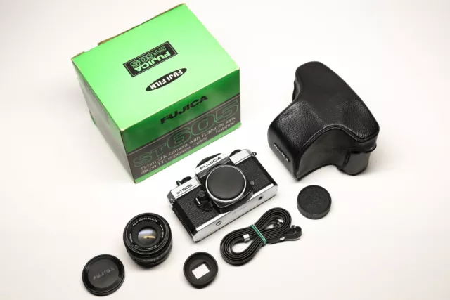 Fujica ST 605 35mm SLR Film Camera Fujinon 55mm F2.2 +++ ORIGINAL BOXED SET +++