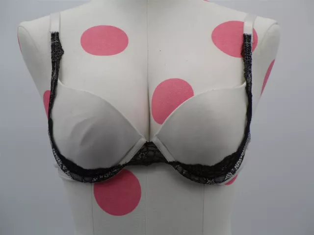 Wonderbra Push-Up Bra Vintage Lace with removable pads White Ivory BNWT