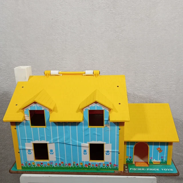 VINTAGE FISHER PRICE Carry And Play Family House Garage 1969 House