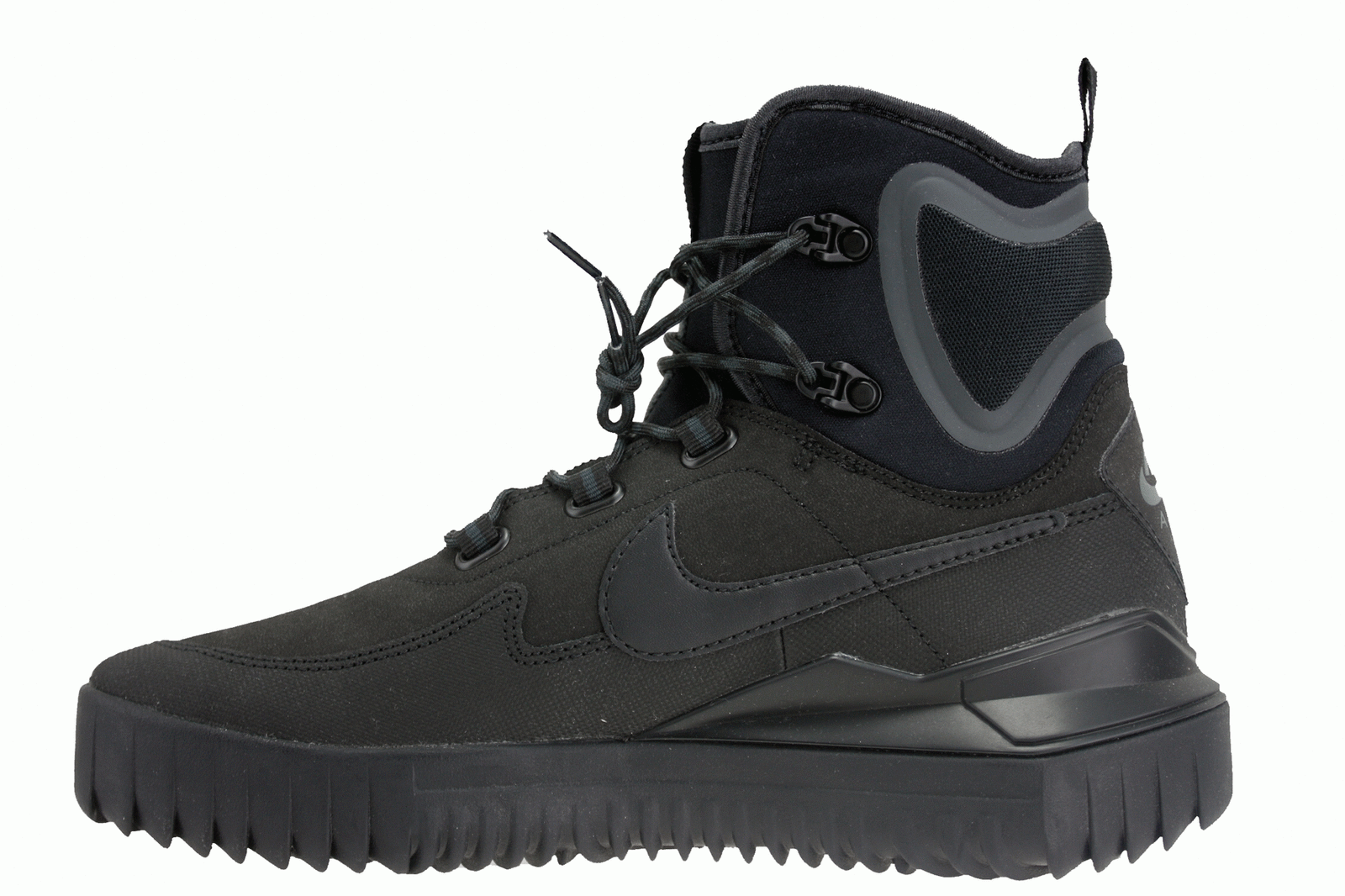 nike air wild mid boots