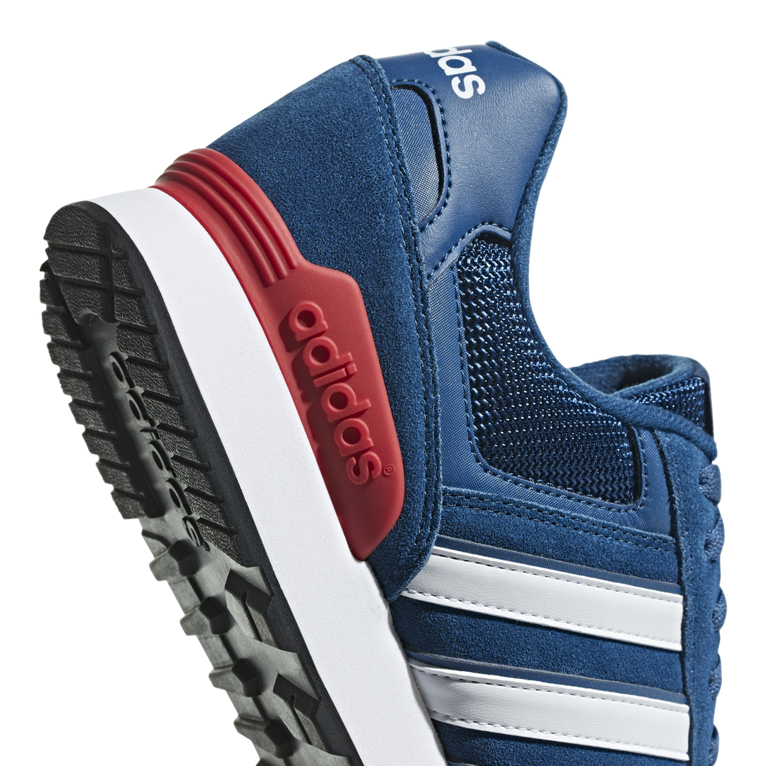 addidas casual trainers