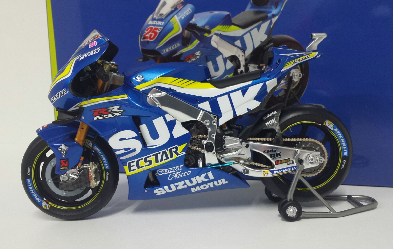 Moto Gp Suzuki Team Suzuki Motogp Stockfotos Und Bilder Kaufen Alamy Suzuki Withdrew From Competition At The End Of The 11 Season Yasushi Kamasaki