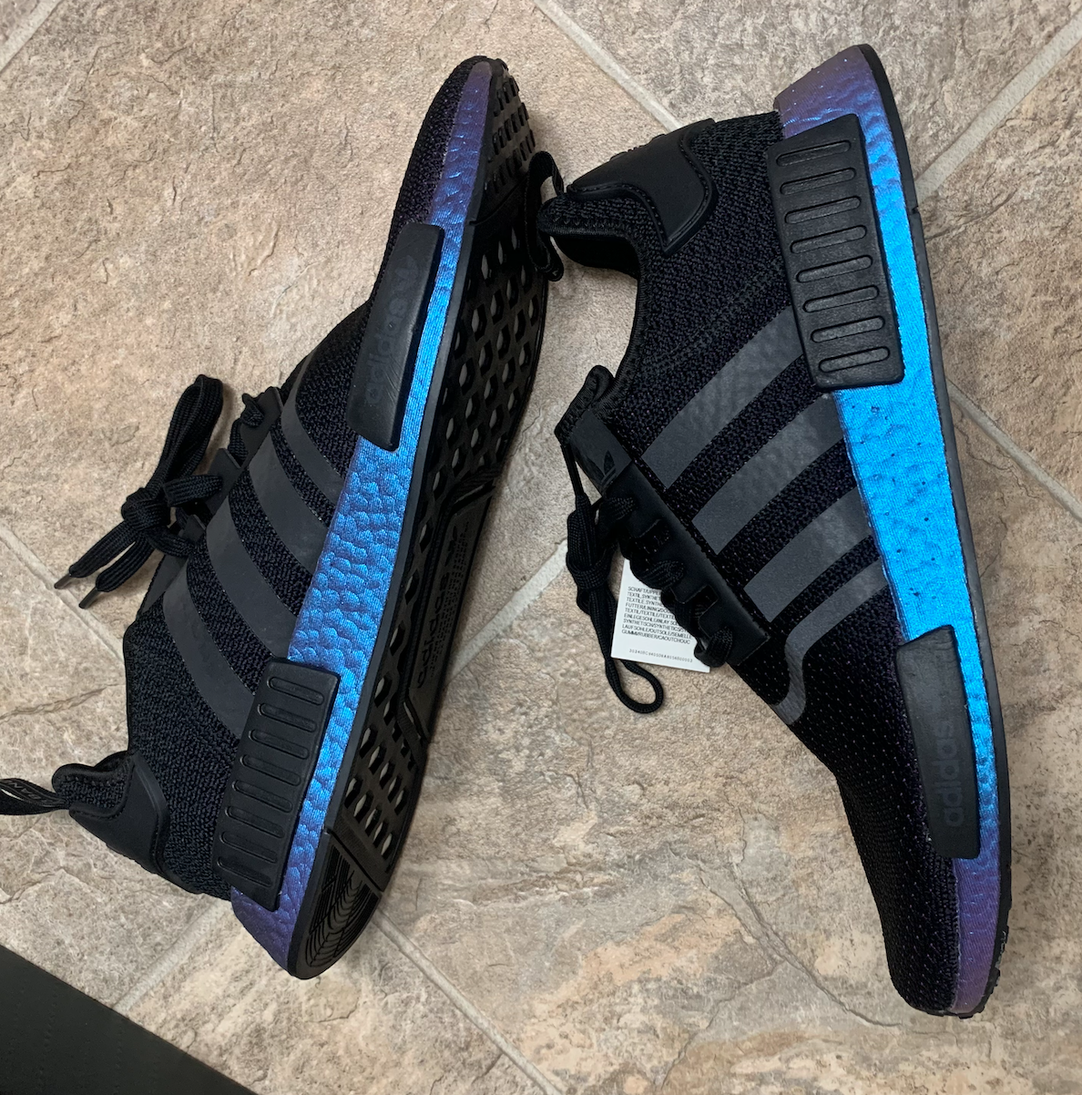 adidas nmd r1 goodbye gravity