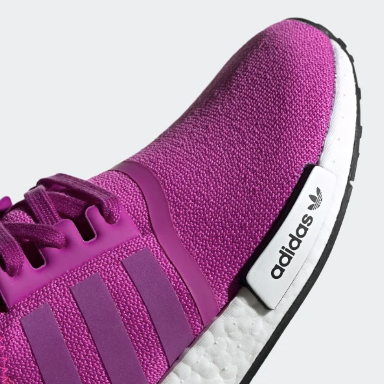 nmd r1 vivid pink