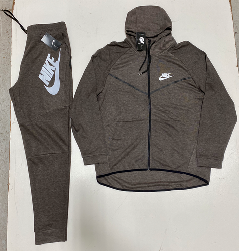 nike sweatsuit top and bottom