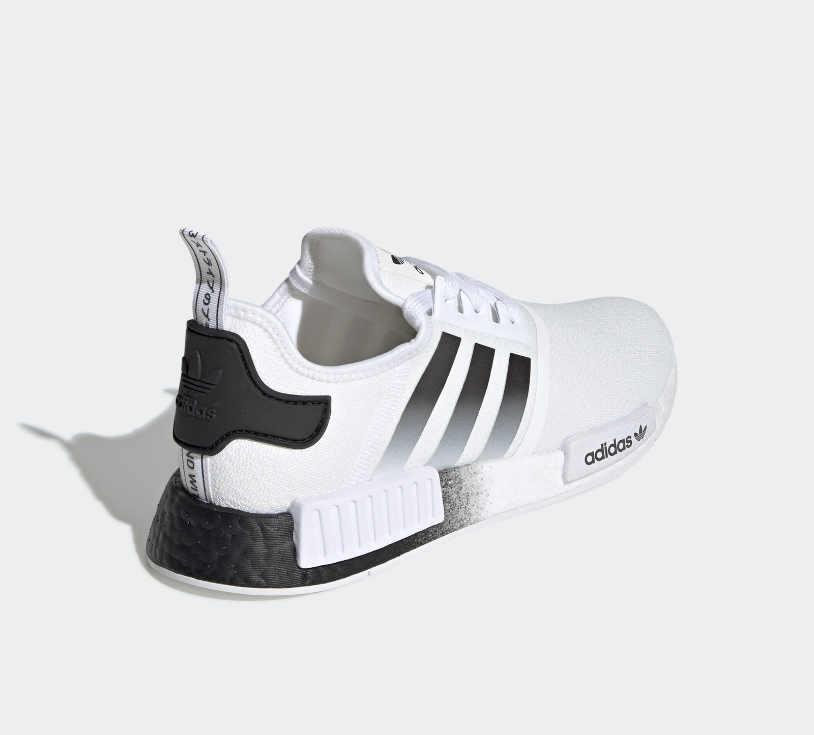 nmd r1 cloud white core black