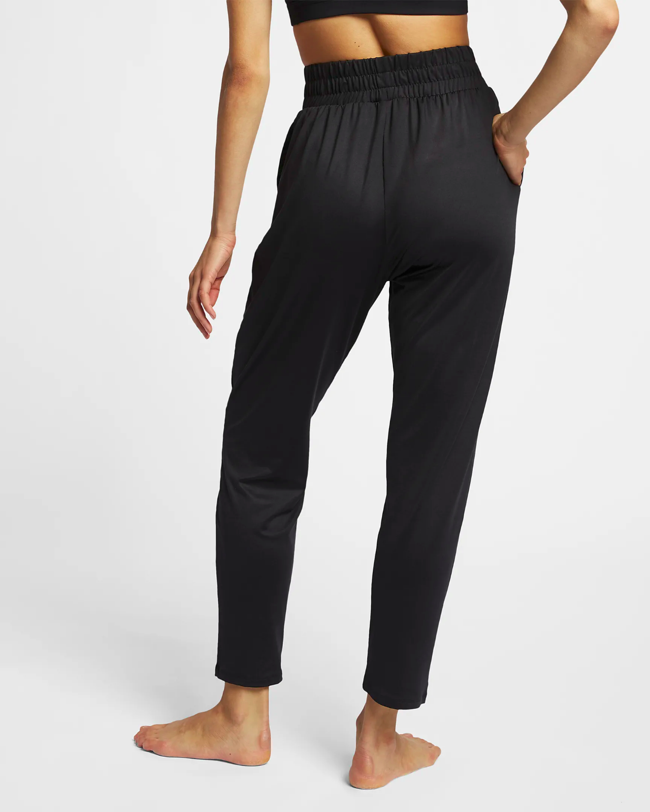 nike flow lux loose fit