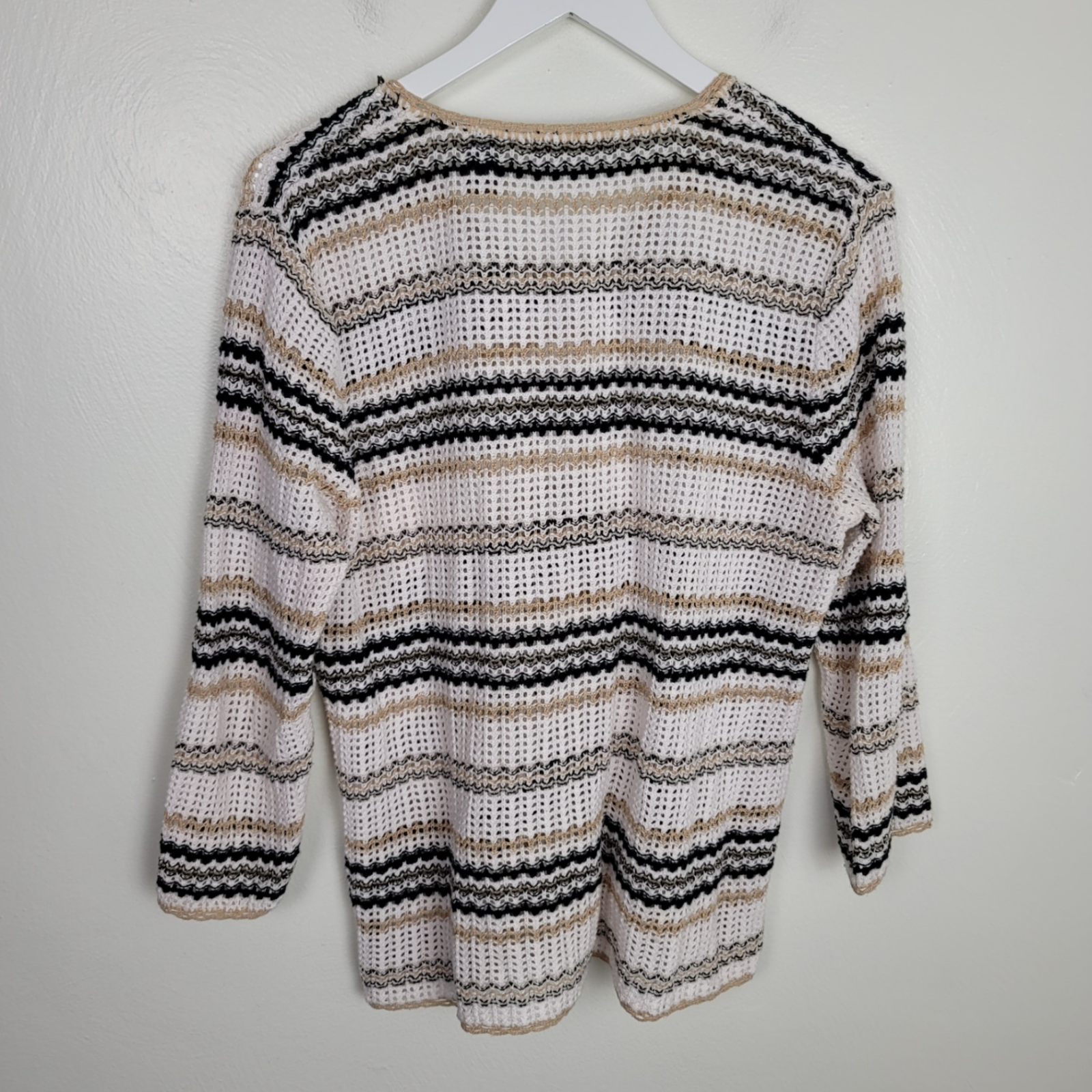 liz claiborne long sleeve v neck pullover sweater