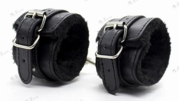 Costumes Reenactment Theater Black Bedroom Faux Leather Soft Fur Handcuffs Choker With Leash Role Play Set Clothing Shoes Accessories