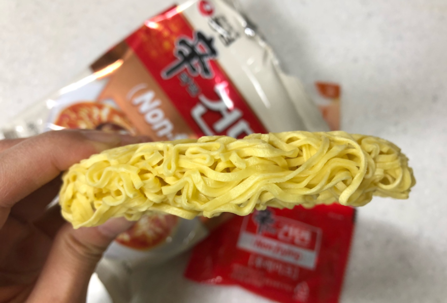 Korean Instant Noodle Nongshim Shin Ramyun Non Frying Ramen 2