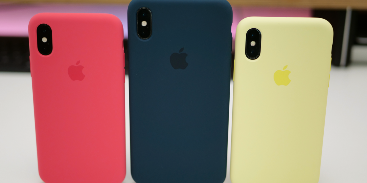 coque iphone xs apple silicone bleu