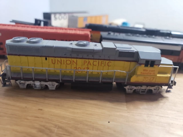 VTG Train Lot. Chessie Union Pacific New Haven Frisco Virginian soo line Tyco 2