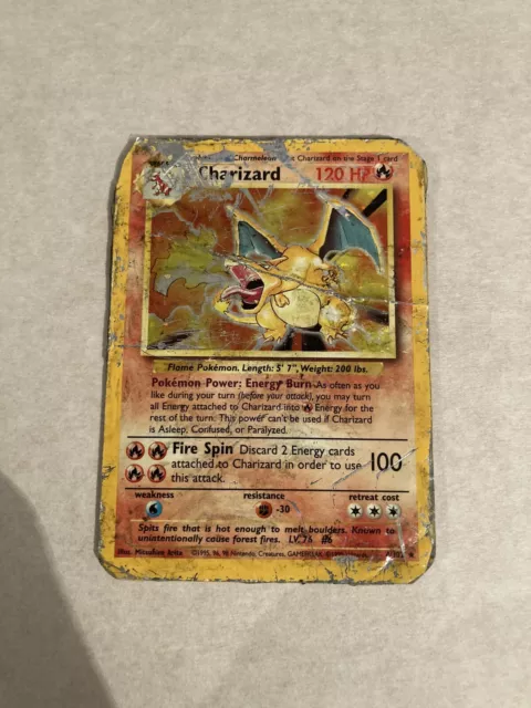 Charizard 4/102 - Original Base Set - HOLO RARE Pokemon Card WOTC 1999 - HP