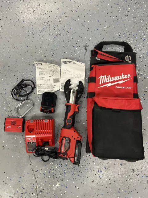 Milwaukee 2678-20 6 Ton Crimper With D3/BG Crimper Head