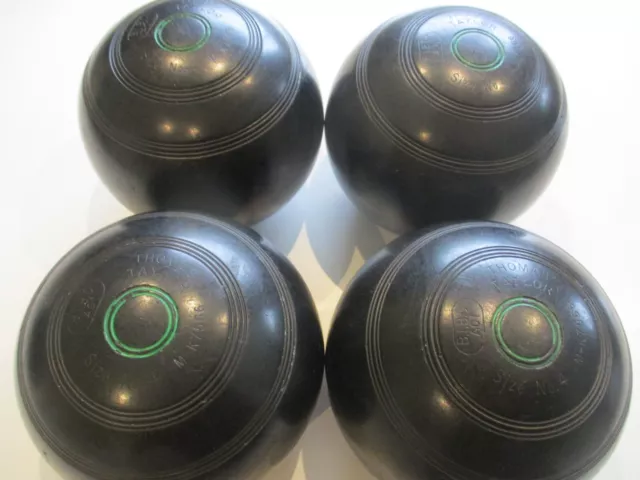 Set of 4 THOMAS TAYLOR LIGNOID Black Lawn Bowls M-K7566 Size 4 Made in Scotland