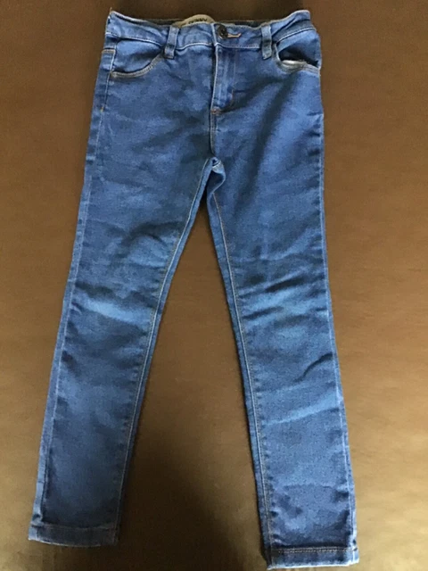 Girls clothes bundle, age 5-6 9