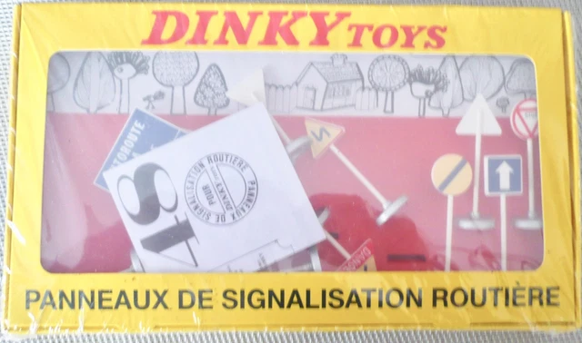 DINKY TOYS PANNEAUX De Signalisation Routiere Road Signs ~ New & Sealed