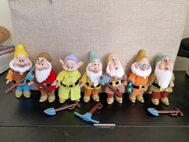 SIMBA TOYS DISNEYS 7 Dwarf Collectable Figures £26.68 - PicClick UK