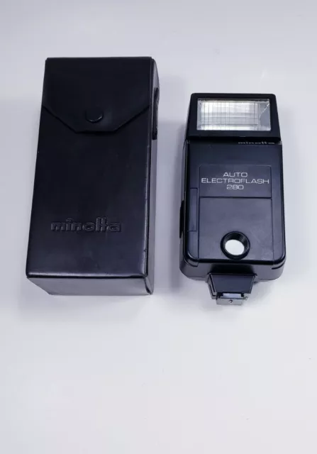 Minolta Auto Electroflash 280  Shoe Mount Flash Camera Flash - WORKS