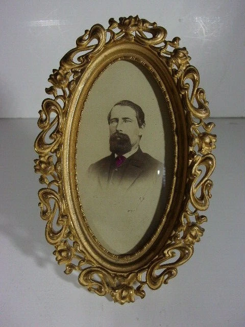 Mid 19th Century Oval Photo Frame Brass with Brass backing