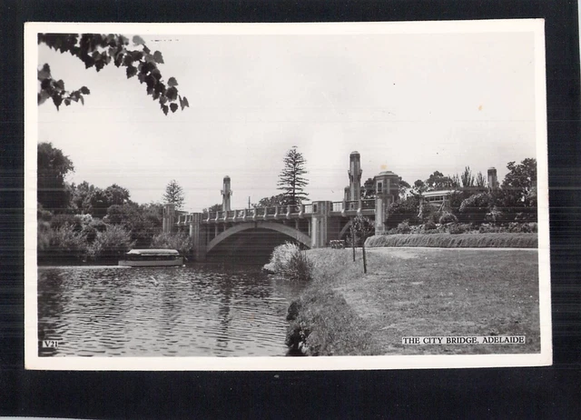 D3520 Australia SA Adelaide City Bridge River Torrens RP vintage postcard