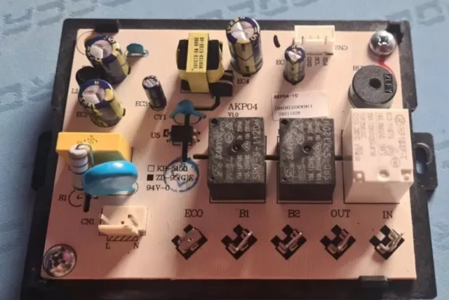 Elektronik Steuerung  AKP04  -10.  D800300061. BACKOFEN RESPEKTA