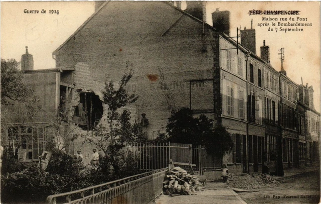 CPA FERE-CHAMPENOISE - Maison rue du Pont (364330)