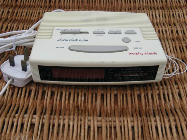 Morphy Richards Radio Retro Alarm Clock: Model CR-340. Spares Repairs Prop. 80's