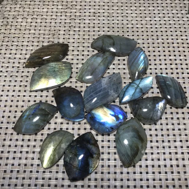 112gTop natural multicolor labradorite polished and hand polished pendan Mh1022