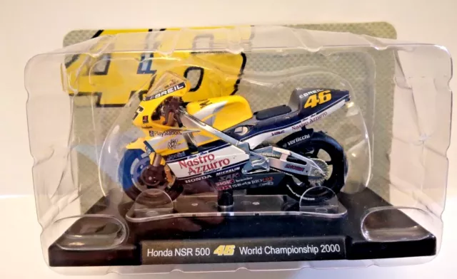 Moto Honda Nsr 500 World Championship 2000  Valentino Rossi Scala 1/18