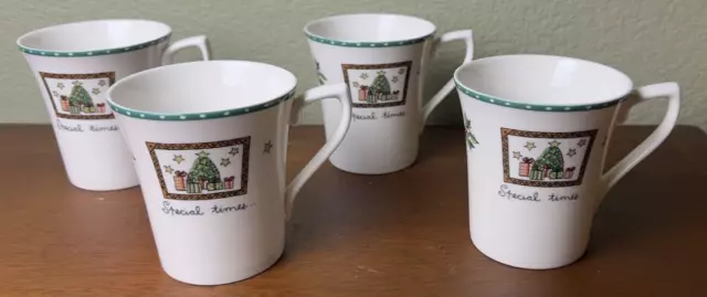 Set of Four VTG MIKASA China Christmas Wish Coffee Mugs HK713 Holly Pinecone