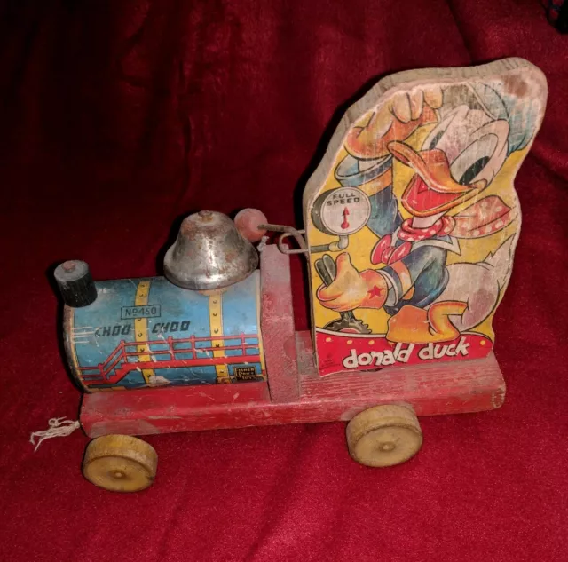 Vintage 1941 Fisher-Price Donald Duck-Choo Choo No.450 Wooden Pull Toy