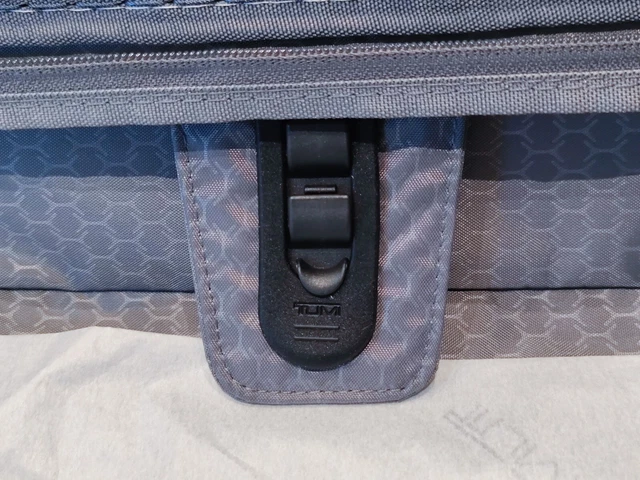 TUMI VAPOR EXTENDED TRIP PACKING CASE 32” BLUE FLORAL Large Spinner Suitcase 12
