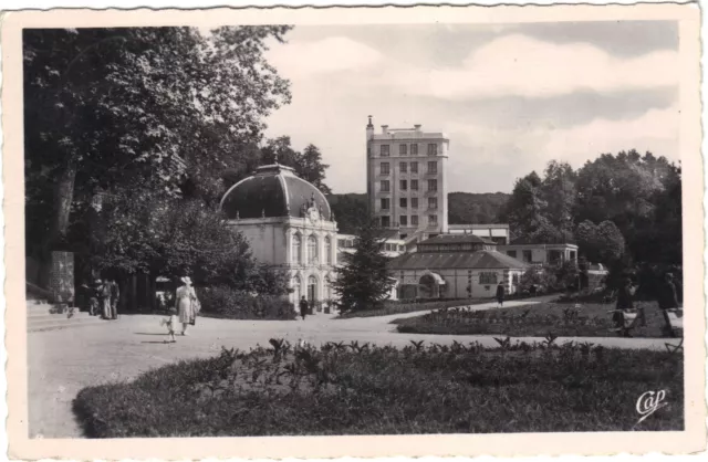 58 - cpsm - ST HONORE LES BAINS - Les jardins de l'Etablissement Thermal